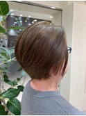 ショートボブ