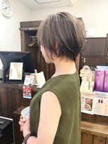 ジャストビューティー リアリー(just beauty Really)&nbsp;グレージュハイライト×大人ショート【横須賀中央 Really】