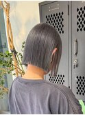 ダークグレー透明感カラーアッシュグレージュダブルカラーボブ