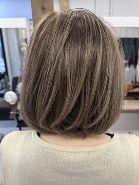 ライツ オオサカ(Litze osaka) 白髪ぼかしホワイトベージュ【中阪】