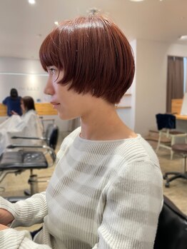 アオイ(aoi.)の写真/ナチュラルでありながら、雰囲気のあるオトナスタイルを実現。"質感"や"デザイン"を大切にする“aoi.”