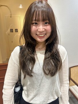 レス 伏見(LESS) [LESS 伏見/丸の内/栄/名古屋]オリーブベージュ★大野