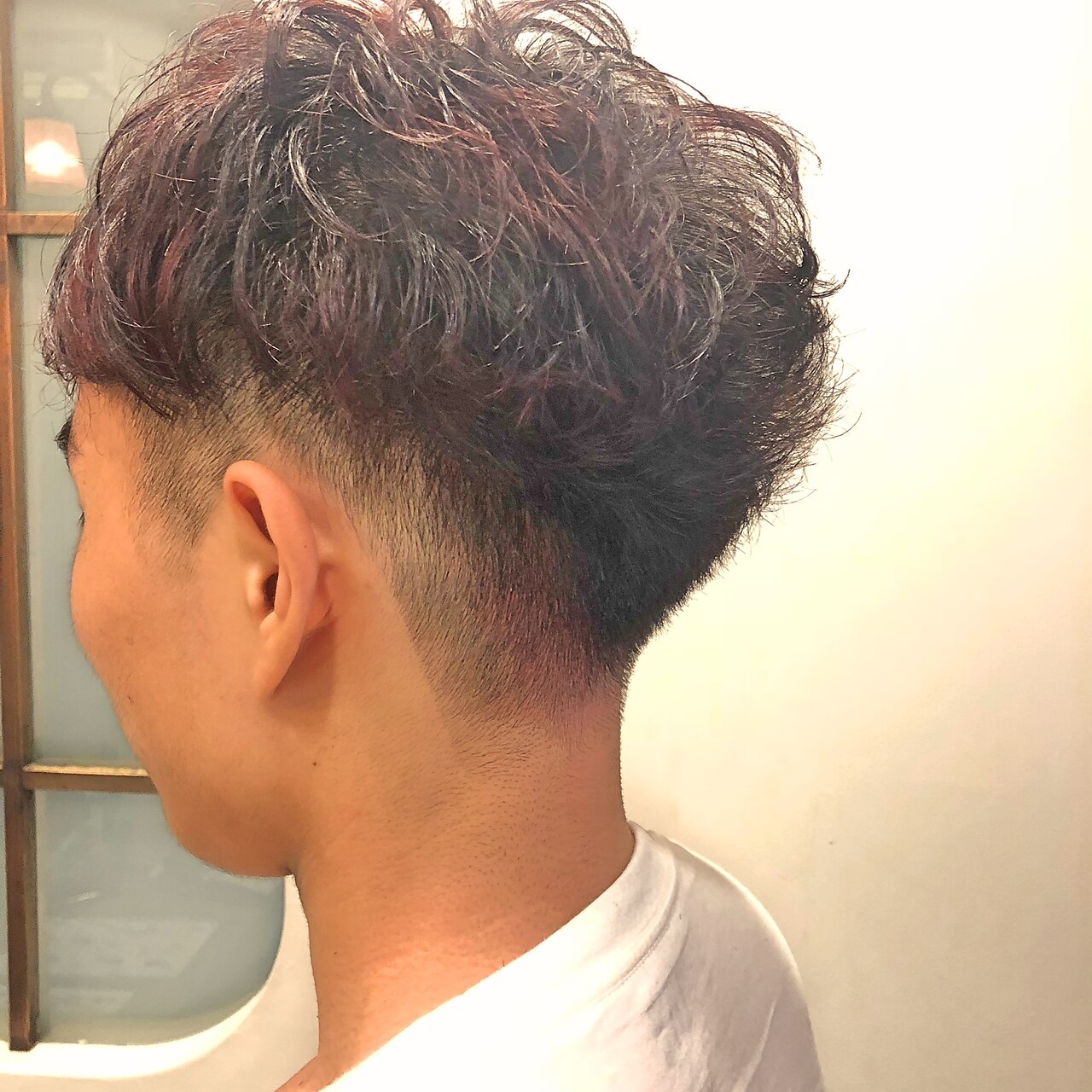 ANALOGUE】くせ毛メンズツーブロック ランダムハイライト：L018685037