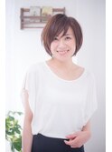 ショートボブ 前下がりベース