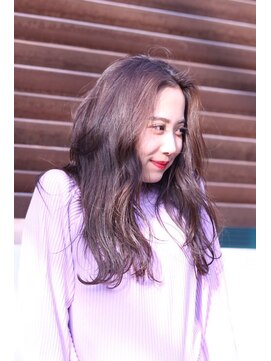 リラ バイ クオーレ(LIRA by CUORE) 大人かわいいロング