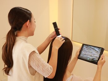 ラディソンカーシィー(RADISSON KASHI)の写真/完全個室での施術で大人女性のお悩みを【改善＆予防】細胞にアプローチして髪本来の美しさへ導きます