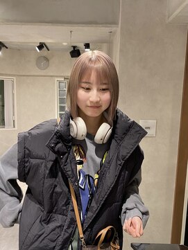 ハイプ(HYPE) 【藤沢横浜】ミルクティーベージュカラー/タッセルボブ