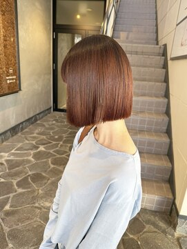 ヨロ(YORO) 【新潟/古町】オレンジブラウンボブ 切りっぱなしボブ