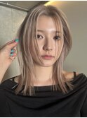 レイヤーカット/ホワイトブロンド/ブロンドベージュ