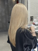ピークアブー 原宿ハラカド(PEEK-A-BOO) 抜きっぱなしブロンドヘアー