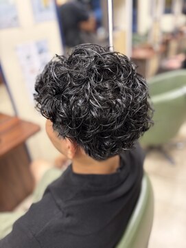 リル 西宮(LiL') 【LiL'西宮】メンズツーブロックパーマ