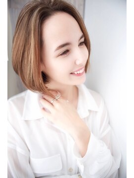 グランアージュ ネオ 船橋北口店(grandage neo) ジェンダーレス/30代40代50代/絶壁解消小顔前下がりショート