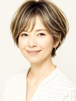 ノラキチジョウジ(NORA KICHIJOJI)&nbsp;耳かけショートカットハイライトカラーショートウルフ白髪染め