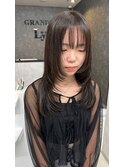 顔まわりレイヤーカット