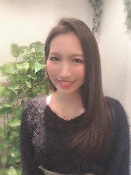 DAMANI 表参道 髪質改善/ヘッドスパ/ハイライト/白髪染め/白髪ぼかし/縮毛矯正 似合わせカット/ミディアムレイヤーカット[表参道駅]