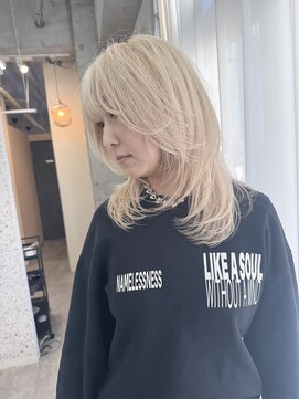ラニヘアサロン(lani hair salon) 抜きっぱなしブロンド/ブリーチ/ハイトーン/小顔レイヤーカット