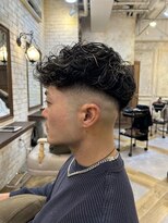 リリー 鷺沼店(RILLY)&nbsp;〈キシタクヘアー〉スキンフェード×スペインカール・ケアパーマ