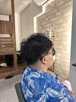 ガゼボ(Gazebo)&nbsp;【20代半ばメンズ】スタイリングが秒で決まる優秀リッジパーマ