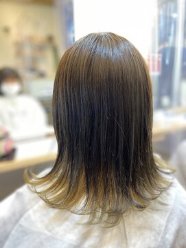 ニーナ 三軒茶屋(nina) インナーカラー