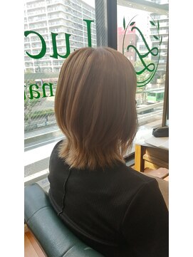 ルッカランス 王子店(Lucca Lance) 9月 ブリーチあり外ハネレイヤー