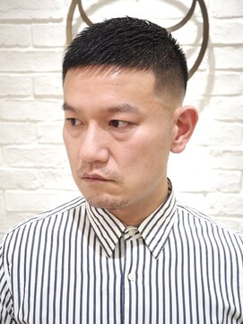 ヨシザワインク プレミアム 横浜 桜木町店(YOSHIZAWA Inc. PREMIUM) クロップスキンフェード/刈り上げ/ボウズ