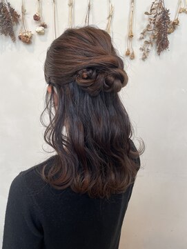 シャンプーボーイ セントラル 博多(SHAMPOO BOY central) ハーフアップアレンジ