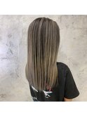 バレイヤージュ立体感シルバーアッシュロングストレートロング