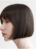 シンプル切りっぱなしボブ