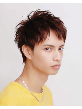 ルーツ(ROOTS) カッコいいだけじゃない!骨格・顔型補正する好感度NO.1ショート