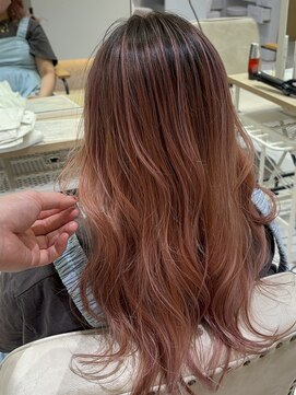 ゼスト フィーノ(ZEST fino) 筋感が可愛いピンクベージュバレイヤージュ/立川/木村