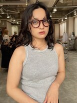 トナリ(tonari)&nbsp;ミディアム　ニュアンスパーマ　前髪なし　暗髪【鹿児島中央駅】