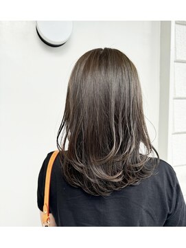 ギネス(Giness) レイヤーカット【小顔/ワンレン/ボブルフ】