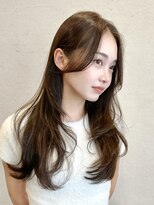 ユニコ(unico)&nbsp;韓国風/レイヤー/小顔/前髪カット/髪質改善/グレージュ/透明感