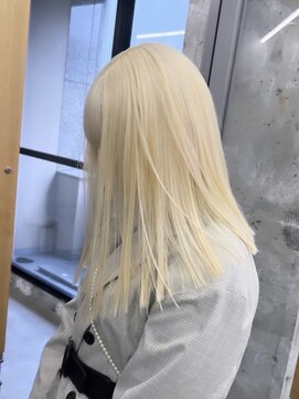 モニカ 原宿店(MONIQA) ブロンドカラー