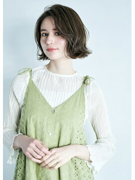 フォルテステラ(FORTE STELLA) 小顔に見せるヘア 韓国前髪外ハネボブ