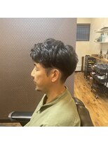 ディスイズザバーバー(This is The BarBer)&nbsp;ツーブロック7:3分パーマ
