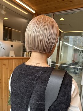 オアシス(oasis) 【oasisオグラ】切りっぱなしストレートミニボブ