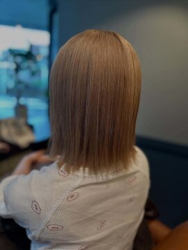 カルチェ(Quartier) 外はねボブ