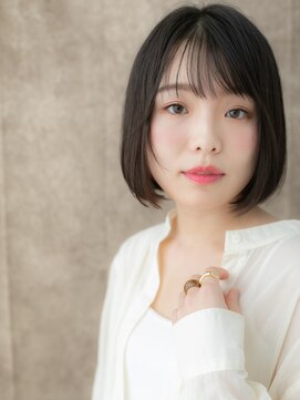 カバーヘアアンドスパ ブリス 浦和(COVER HAIR&SPA bliss) 小顔補正カット黒髪切りっぱなしぱっつんボブ311W浦和30代40代