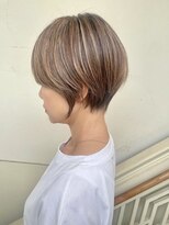 モリオ フロム ロンドン 成増店&nbsp;【morio成増 セリザワ】くびれショート ハイライトカラー