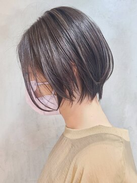 エリマ 横浜西口(elima) 横浜西口イルミナカラーウルフショートボブヘアベージュ40代