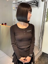 スゴス(sugosu) 切りっぱなしボブ