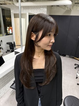 ジーナ 梅田(Zina) レイヤーカット