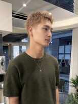 ダーツサンジョウ(DARTS sanjyo)&nbsp;テーパーフェード×ベージュカラー短髪
