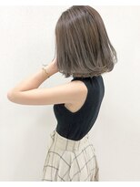 ガーデン ヘアークリエイトスペース(garden hair create space) ボブショート×こなれヘア:グレイアッシュ【30代/40代/50代】