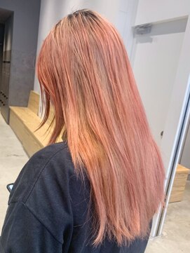 アルバム 銀座(ALBUM GINZA) サーモンピンク_ローライトスリークボブ厚めバング_ba282582