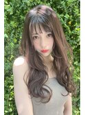抜け感アッシュベージュの大人かわいいロングヘアー♪藤沢