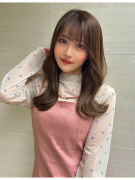 オーロ(ORO) ワンレン前髪ネビージュ黒髪ボブルフ