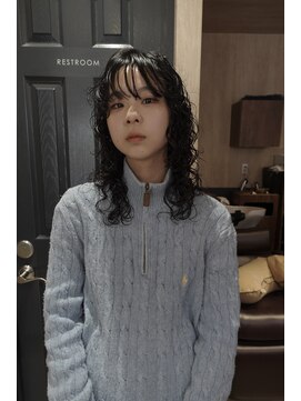 ミューズ バイ ケンジ(MUSE by KENJE) medium perm style