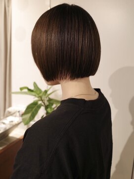 ヨー(Yoh-) 【ミニボブ/中里千尋】ぷつっとボブ/ボブ